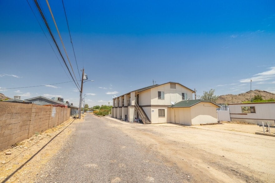 More Photos Of 2015 E Eugie Ter, Phoenix Apartments For Sale