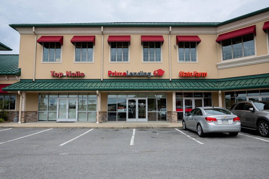 More Photos Of 5000-6000 Mid Atlantic Dr, Morgantown Storefront Retail Office For Lease