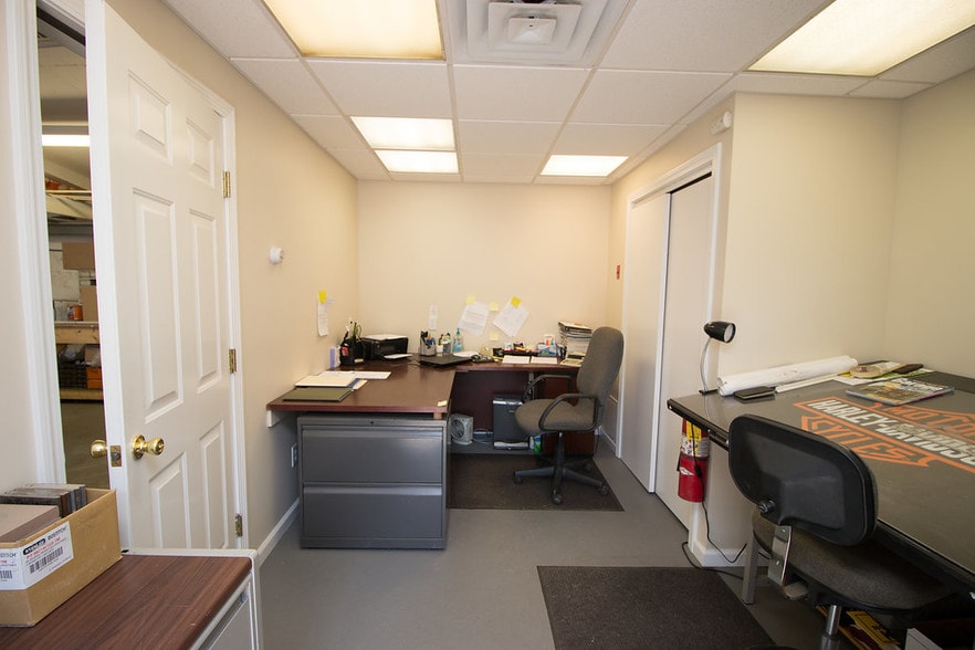 More Photos Of 40-42 Gilbert St, Derby Warehouse For Sale