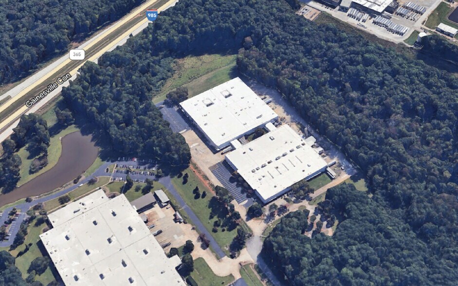 More Photos Of 4350-4360 Avery Dr, Flowery Branch Warehouse For Lease