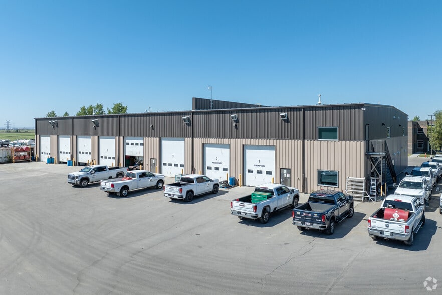 Primary Photo Of 232029 Range Road 283, Rocky View No 44 Light Manufacturing For Sale