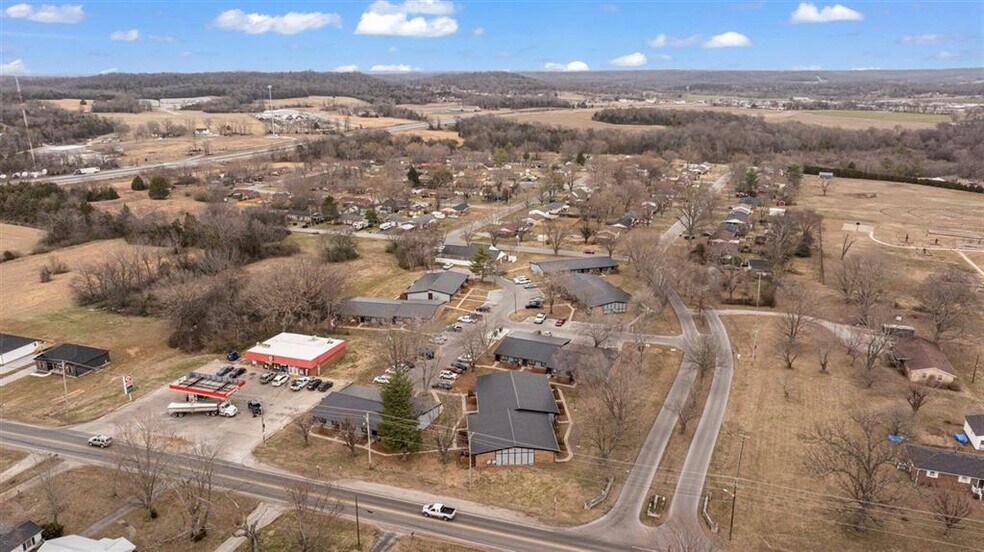 More Photos Of 101 Longview Dr, Russellville Apartments For Sale