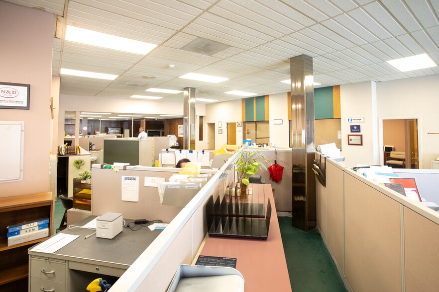 More Photos Of 377 Second St, Fall River Office Residential For Sale