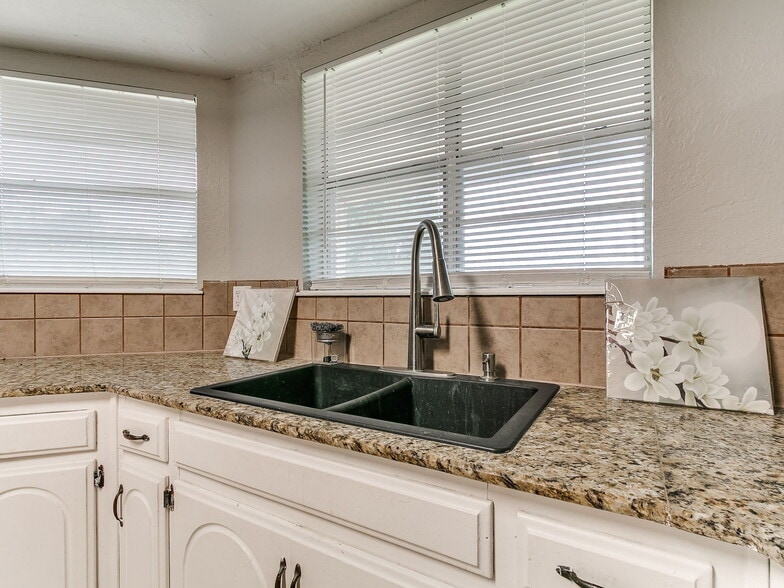 More Photos Of 5201 Washington Blvd, Spencer Land For Sale