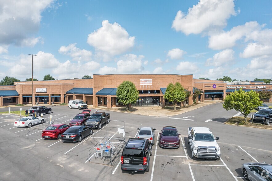 More Photos Of 6600-6748 Winchester Rd, Memphis Freestanding For Lease