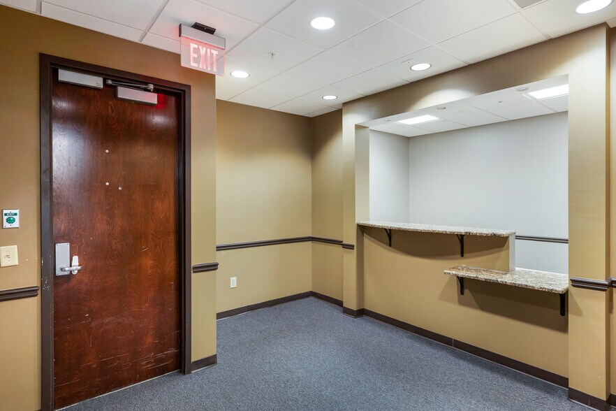 More Photos Of 245 Village Center Pky, Stockbridge Medical For Lease