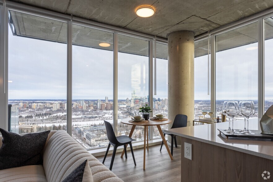 More Photos Of 11130 86 Av NW, Edmonton Apartments For Lease