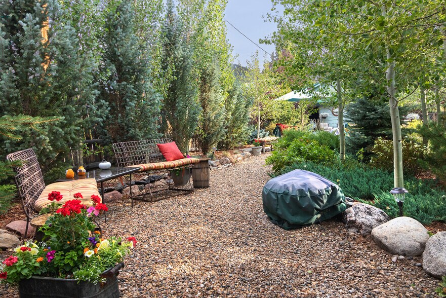 More Photos Of 717 Lake Ave, Grand Lake Specialty For Sale