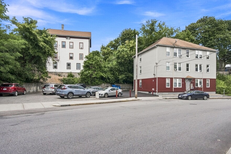 More Photos Of 219 River St, Woonsocket Apartments For Sale
