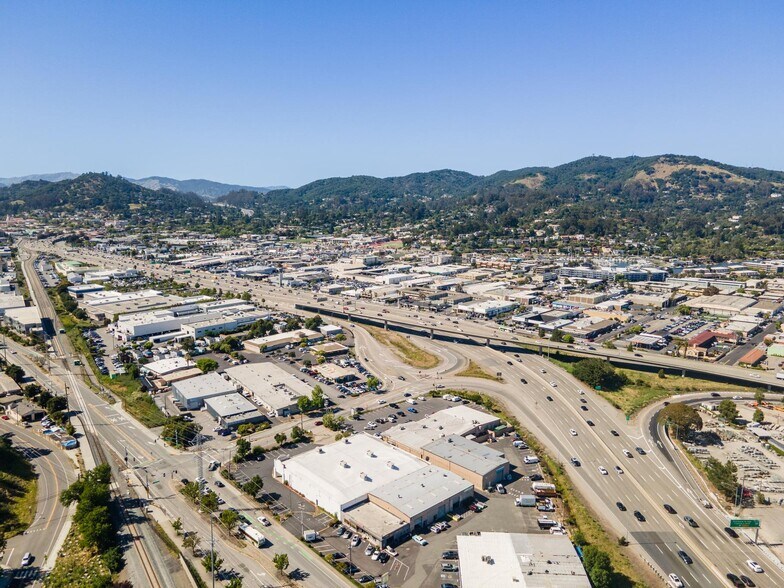 More Photos Of 869 W Francisco Blvd, San Rafael Freestanding For Lease