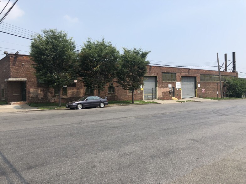 More Photos Of 1281 Viele Ave, Bronx Warehouse For Lease