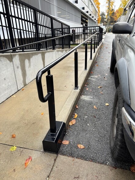 More Photos Of 11538 132A St, Surrey Warehouse For Sale