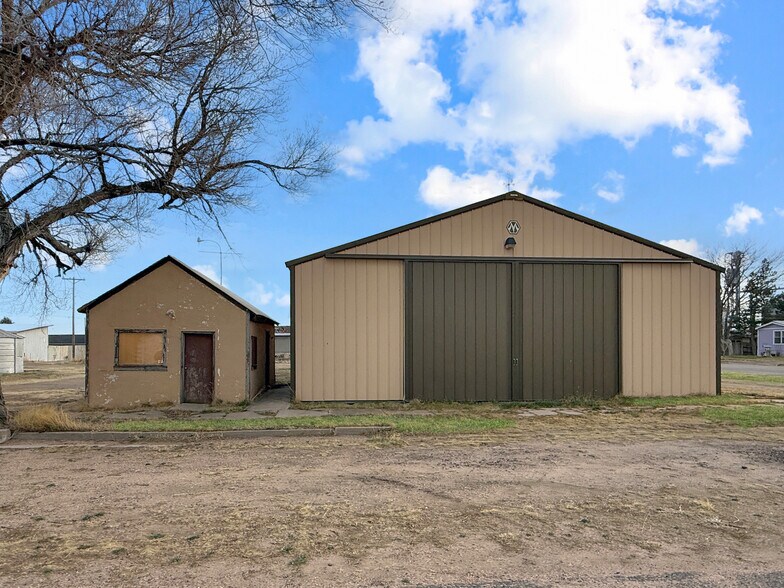 More Photos Of 820 Front St, Arriba Contractor Storage Yard For Sale