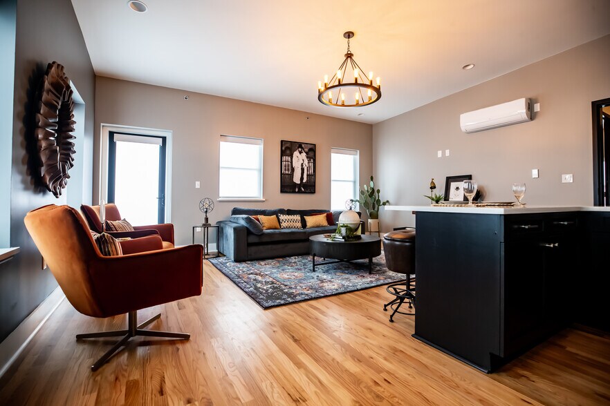 More Photos Of 315 S Trenton Ave, Tulsa Office For Lease