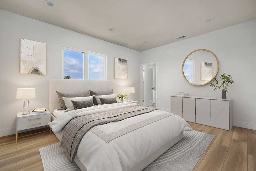 More Photos Of 4701 Saturn St, Los Angeles Multifamily For Sale