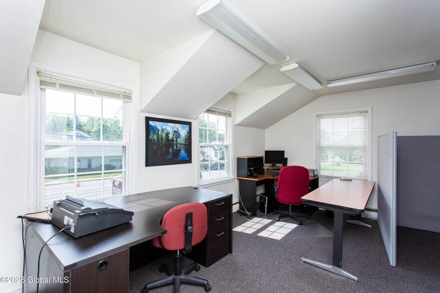 More Photos Of 205 Delaware Ave, Delmar Loft Creative Space For Lease