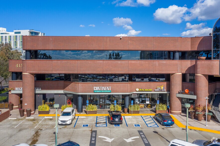 More Photos Of 4150 Regents Park Row, La Jolla Unknown For Lease