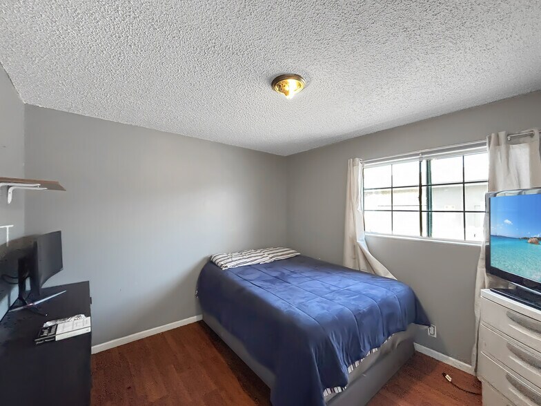 More Photos Of 19477 Meekland Ave, Cherryland Multifamily For Sale