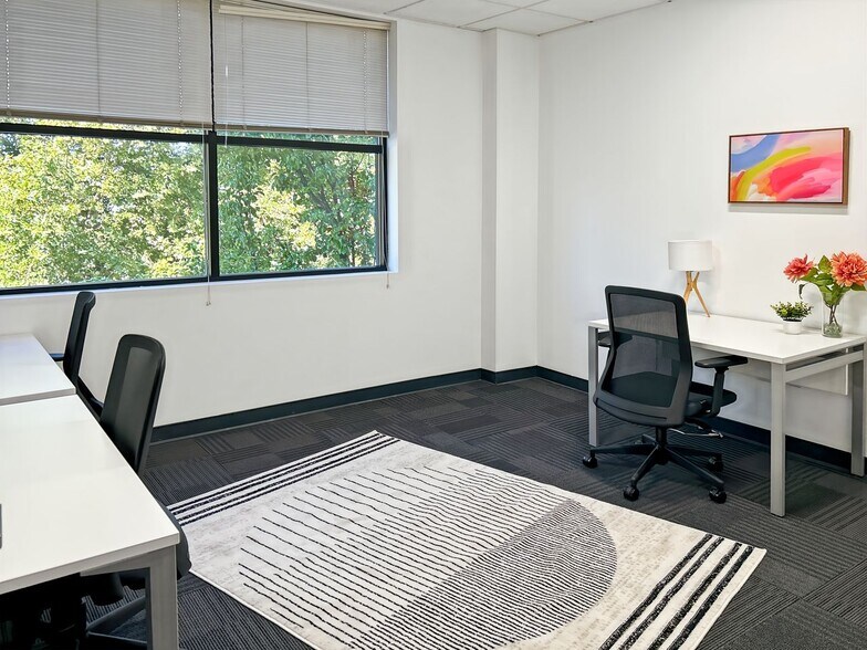 More Photos Of 785 Orchard Dr, Folsom Coworking Space