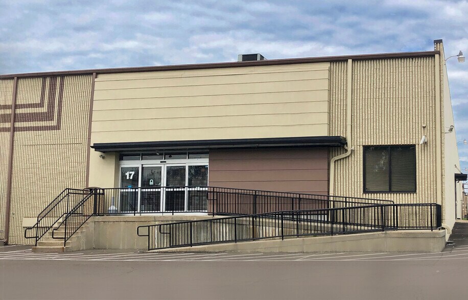 Primary Photo Of 17 Bon Air Dr, Warminster Township Warehouse For Lease