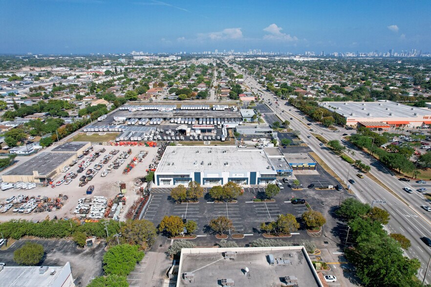 More Photos Of 1685 S State Road 7, Hollywood Warehouse For Lease