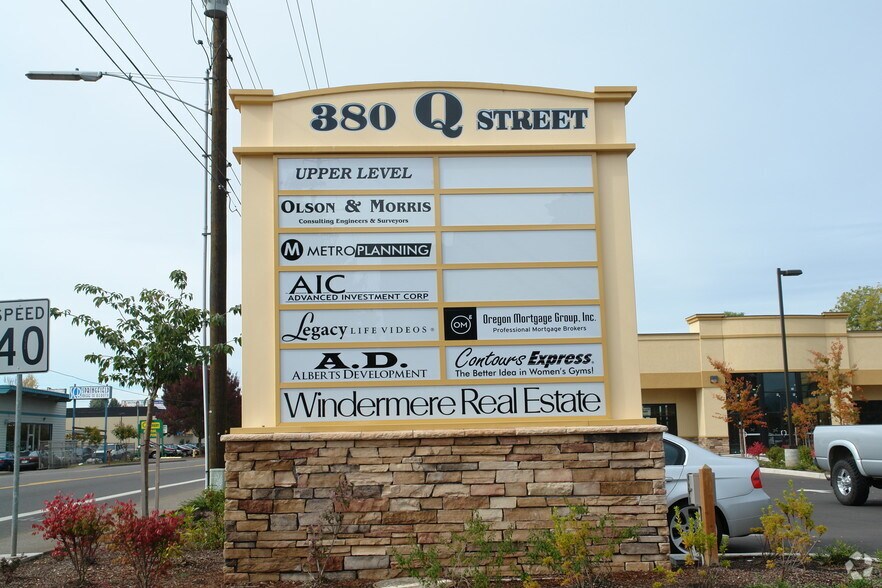 More Photos Of 370-388 Q St, Springfield Office For Lease