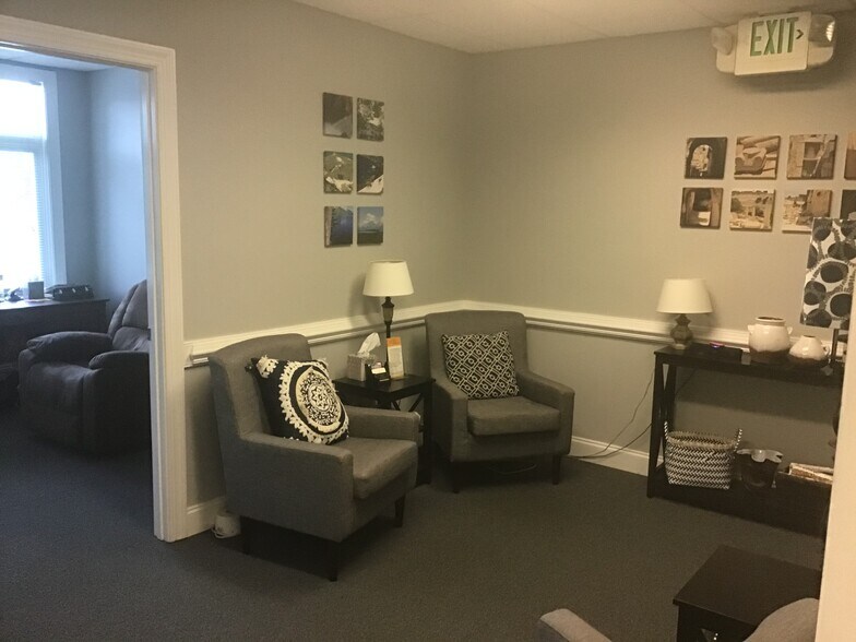 More Photos Of 5003 Southpark Dr, Durham Medical For Sale