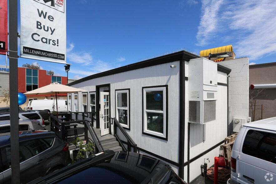 More Photos Of 2730 Garnet Ave, San Diego Auto Dealership For Sale