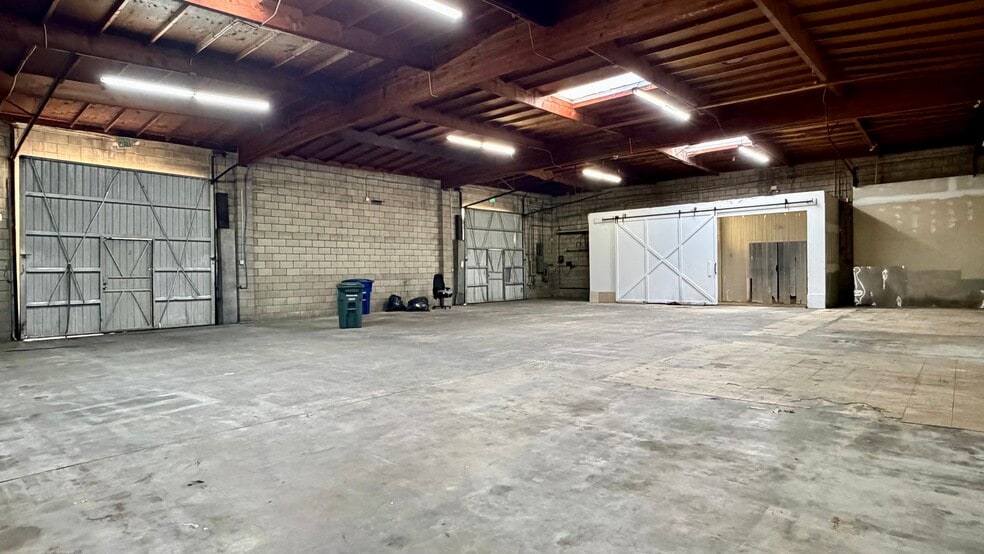 More Photos Of 9604 Valley Blvd, Rosemead Industrial For Sale