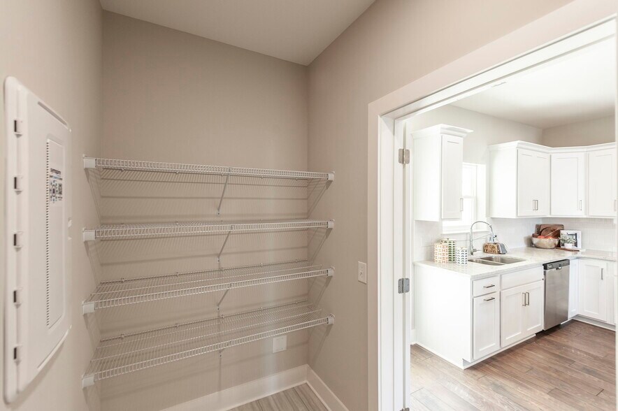 More Photos Of 1136 Lock 4 Rd, Gallatin Apartments For Sale