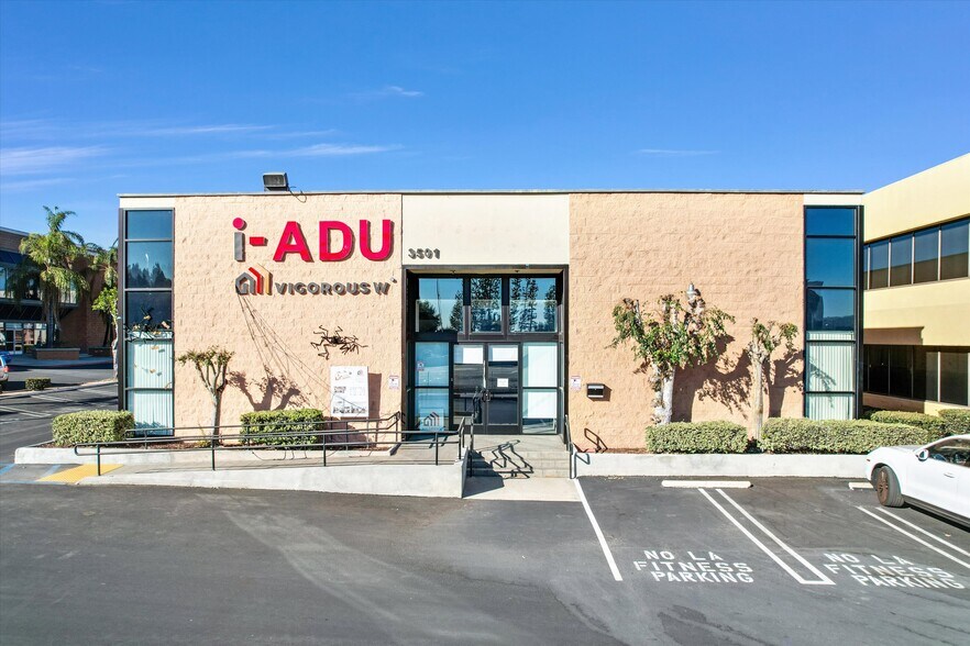 More Photos Of 3501 Hart Ave, Rosemead Office For Lease