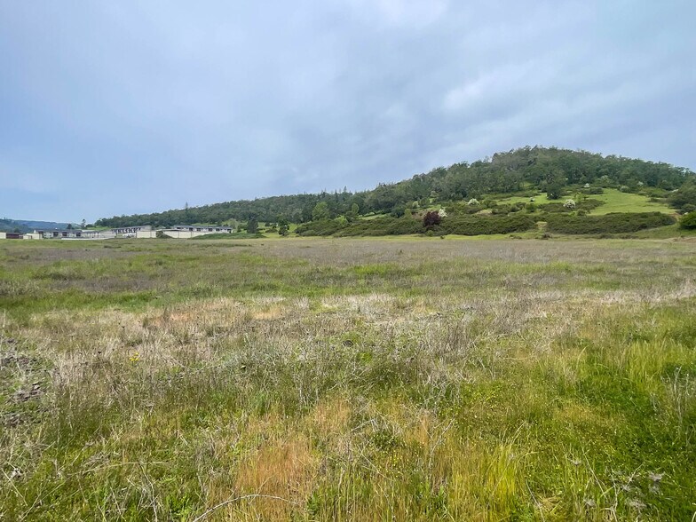 More Photos Of 0 North Umpqua Hwy Hwy, Roseburg Land For Sale