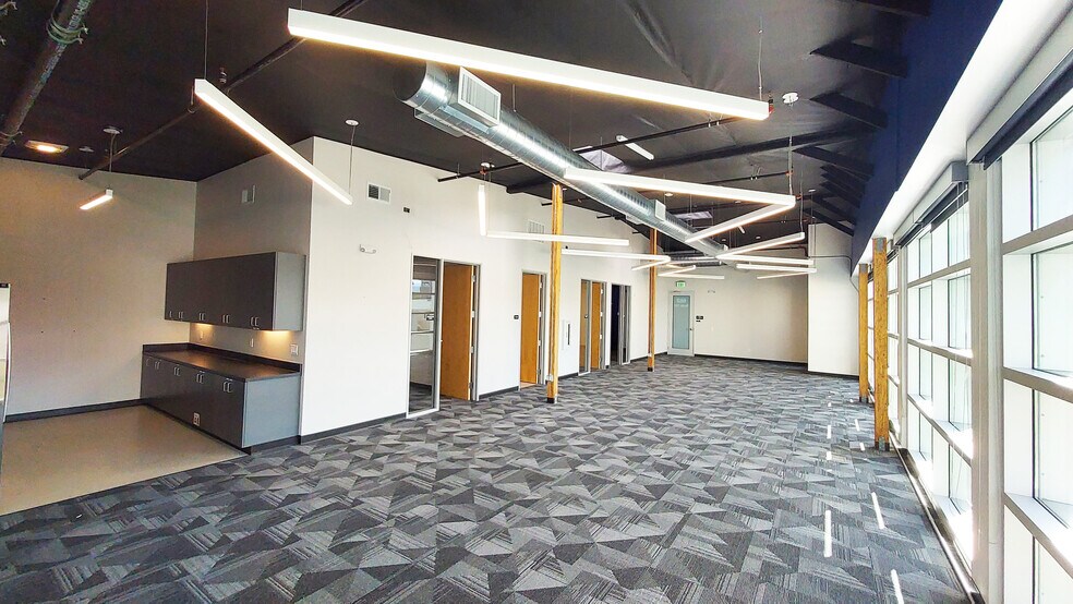 More Photos Of 662 Laurel St, San Carlos Storefront Retail Office For Lease