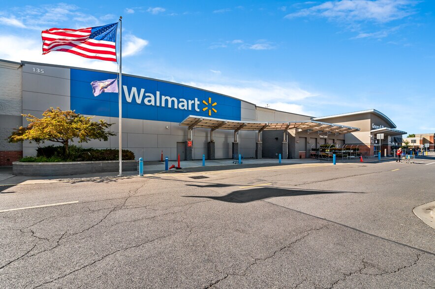 More Photos Of 742 S Meadow St, Ithaca Unknown For Lease