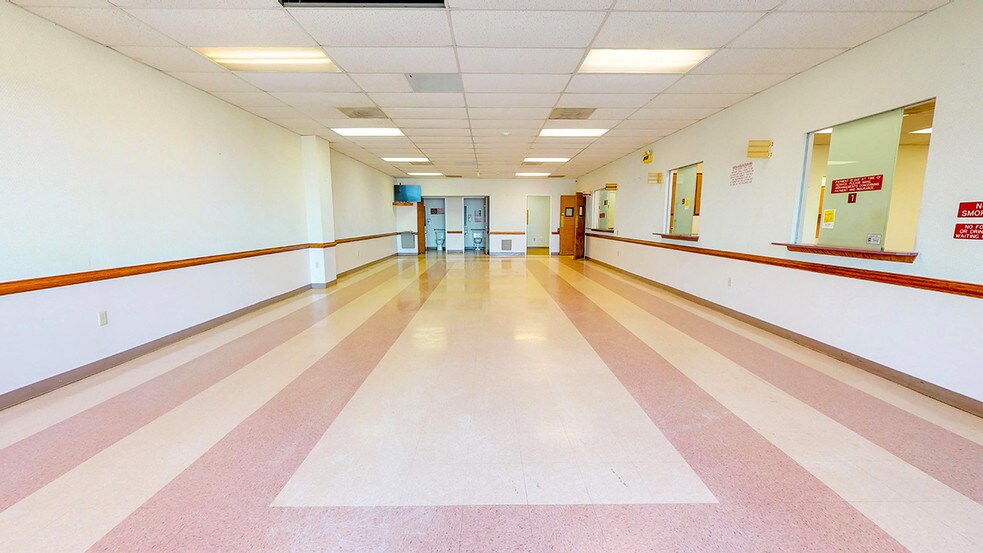 More Photos Of 125 Executive Dr, Danville Office For Sale