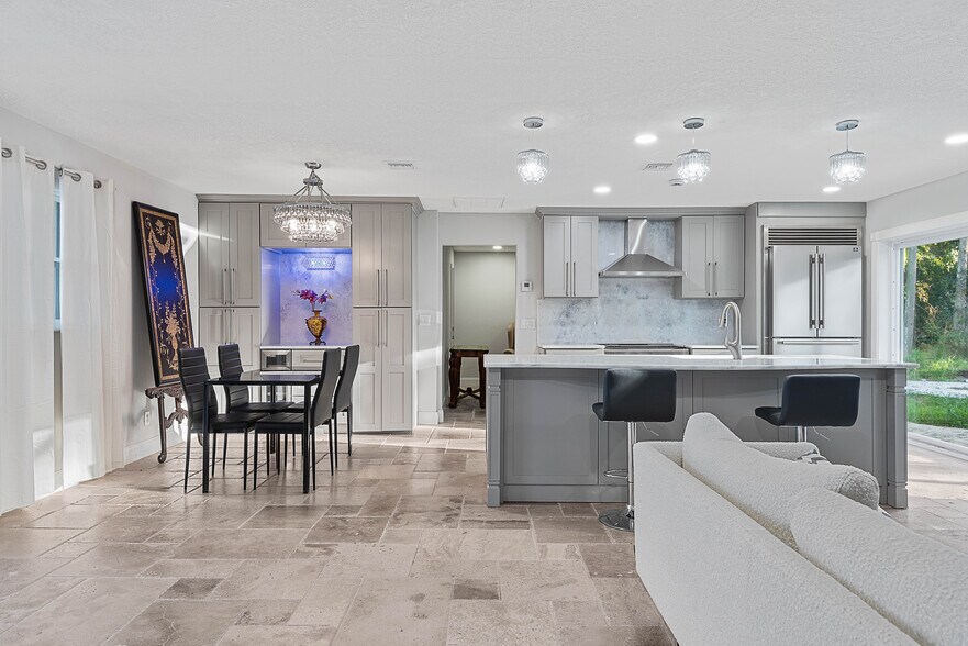 More Photos Of 5062 N Ocean Shore Blvd, Palm Coast Restaurant For Sale