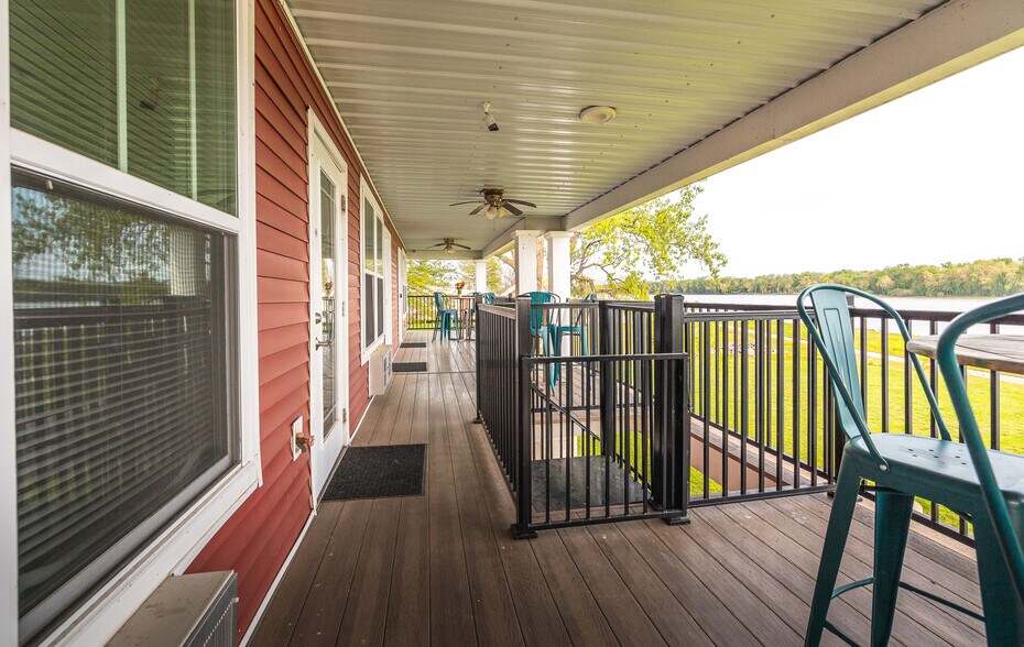 More Photos Of 1435 Main st, Grafton Specialty For Sale