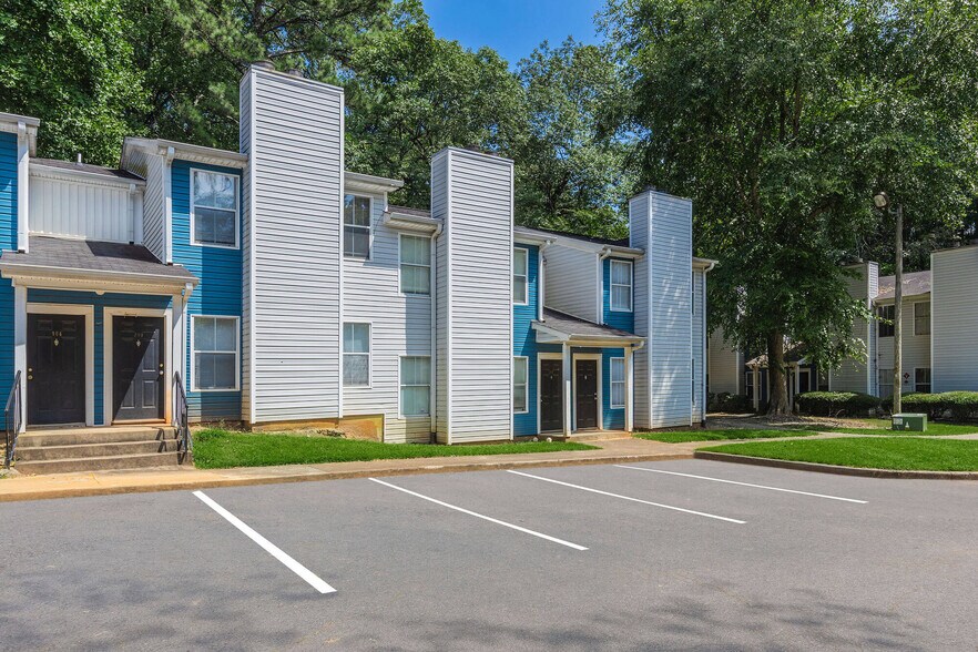 More Photos Of 5816 Covington Hwy, Decatur Apartments For Sale