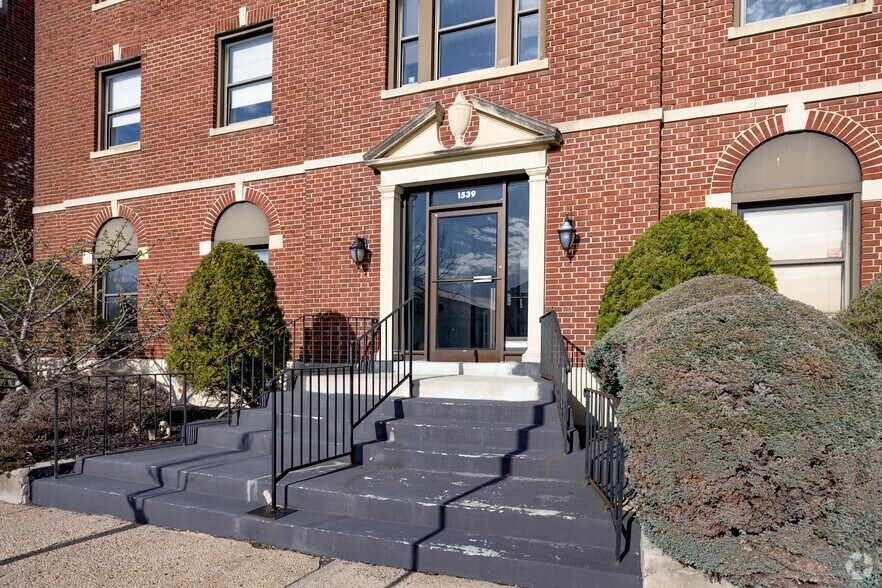 More Photos Of 1539 Franklin Ave, Mineola Office For Lease