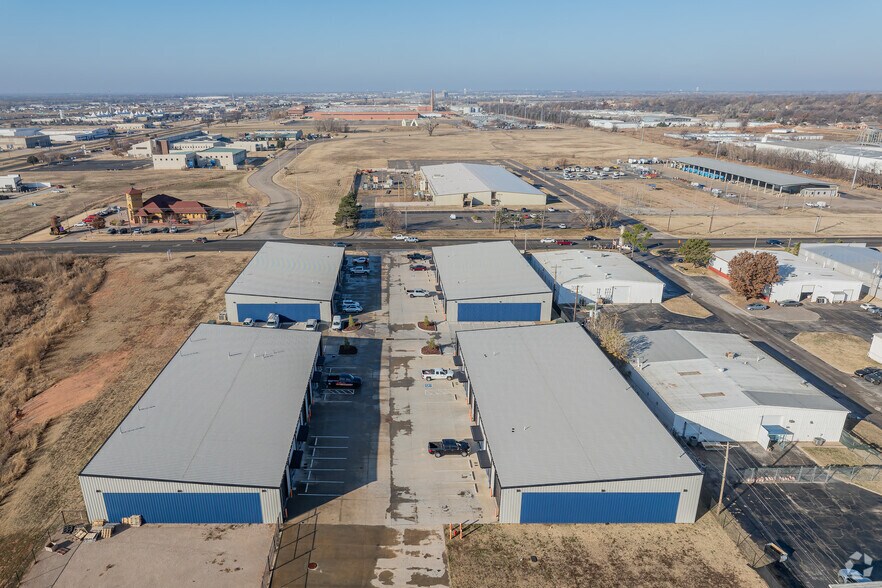 More Photos Of 20 N Rockwell Ave, Oklahoma City Unknown For Lease