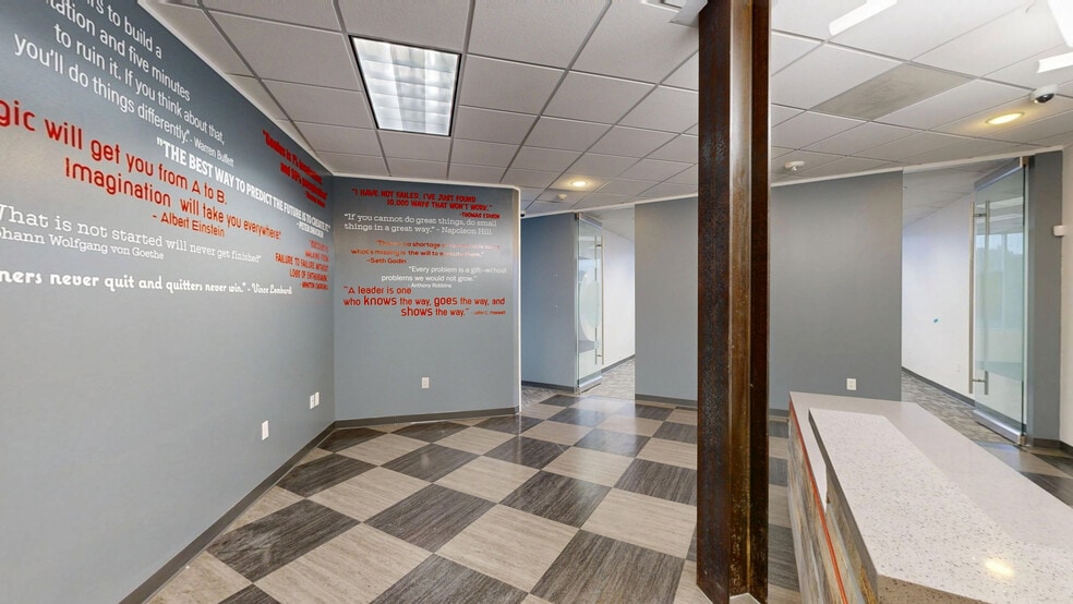 More Photos Of 15425 N I-45, Houston Office For Sale