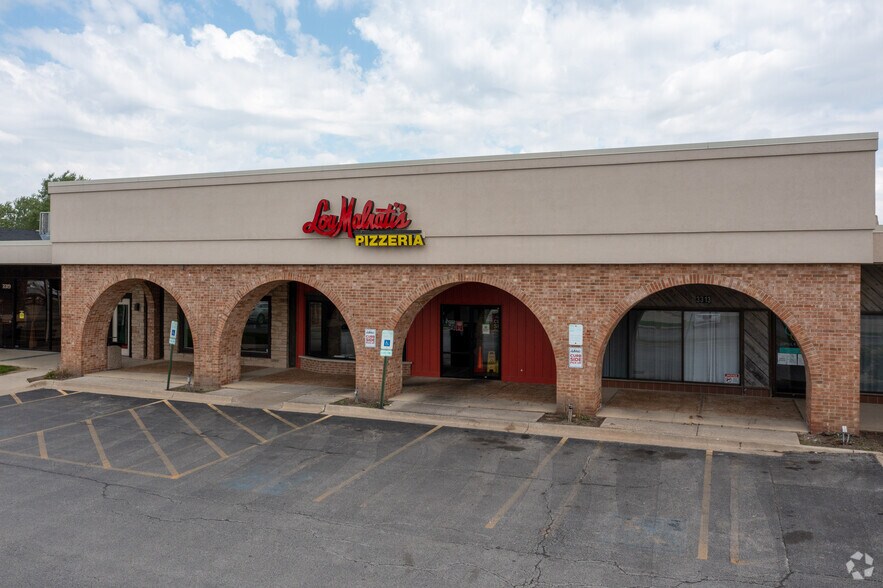 More Photos Of 3235-3345 Vollmer Rd, Flossmoor Unknown For Lease