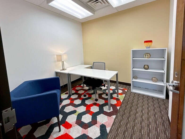 More Photos Of 1320 Central Park Blvd, Fredericksburg Coworking Space