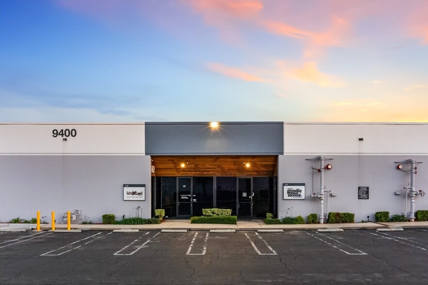 More Photos Of 9420 Lurline Ave, Chatsworth Unknown For Lease