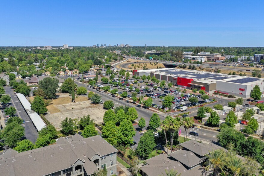 More Photos Of 6620-6630 4th, Sacramento Land For Sale