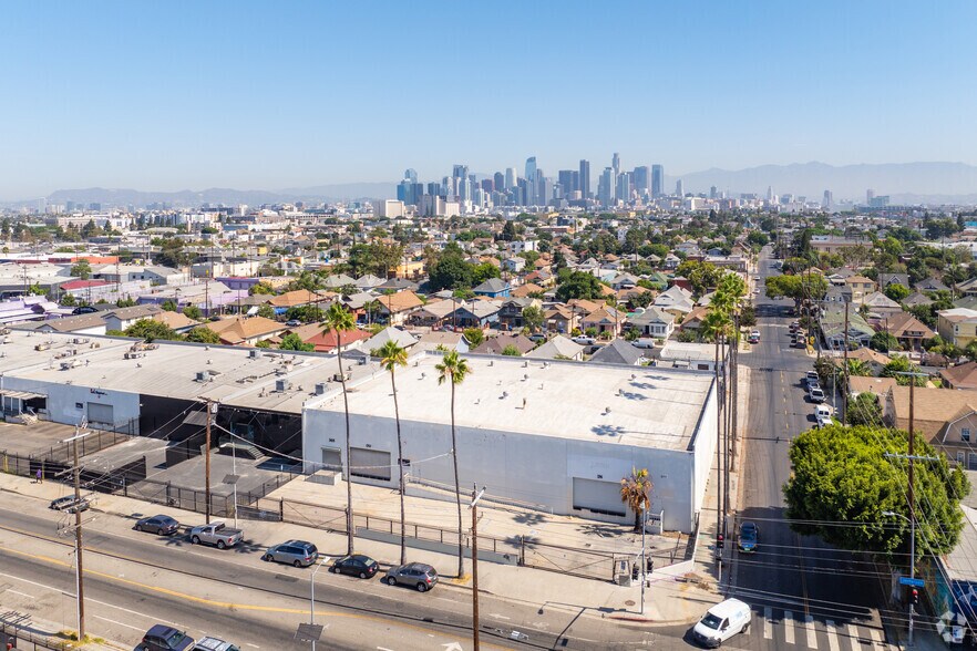 Primary Photo Of 365 E Jefferson Blvd, Los Angeles Warehouse For Lease