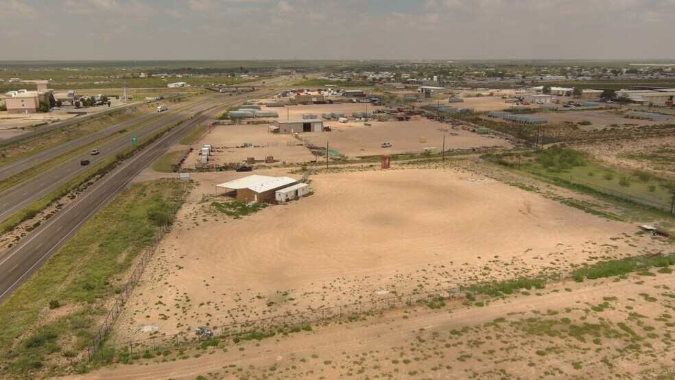 More Photos Of 1401 IH-20, Monahans Land For Sale