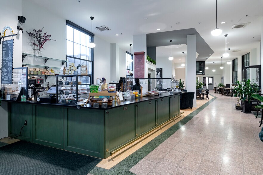 More Photos Of 950 S 10th St, Omaha Office For Lease
