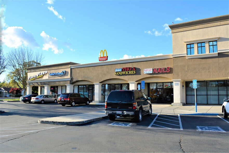 More Photos Of 8014 Lower Sacramento Rd, Stockton Freestanding For Lease