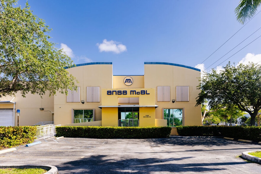 More Photos Of 11403 NW 39th St, Miami Light Distribution For Sale